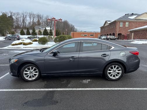 2016 Mazda Mazda6 i Sport