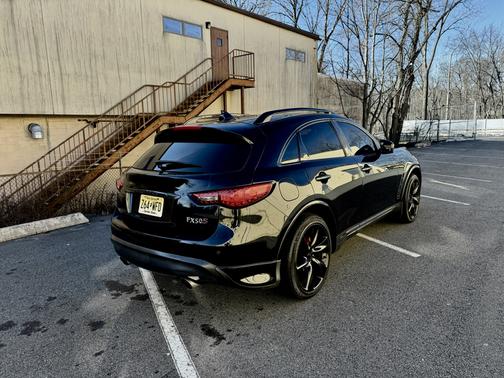 2012 INFINITI FX50 Base