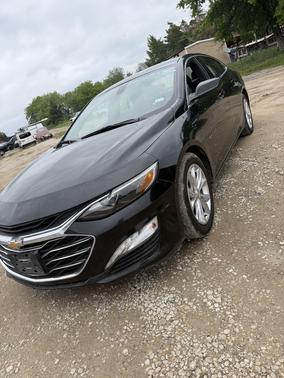 Black 2020 Chevrolet Malibu LT