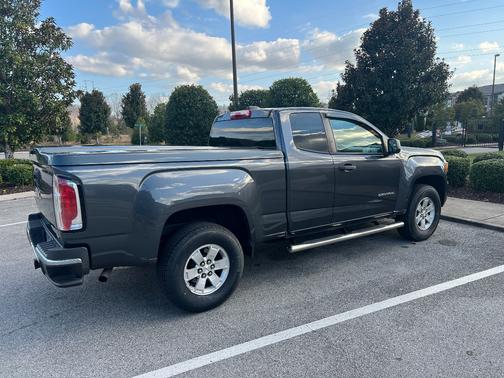 2017 GMC Canyon Base