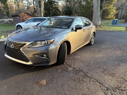 2017 Lexus ES 350 Base