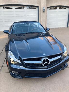Silver 2011 Mercedes-Benz SL-Class SL 550