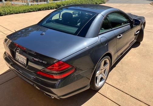 Silver 2011 Mercedes-Benz SL-Class SL 550
