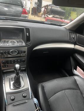 2015 INFINITI Q40 Base