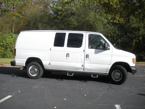 2003 Ford E350 Super Duty Base