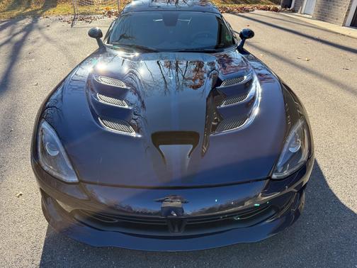 2017 Dodge Viper GTC