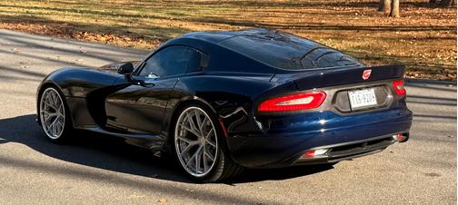 2017 Dodge Viper GTC