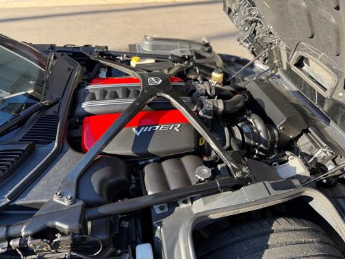 2017 Dodge Viper GTC