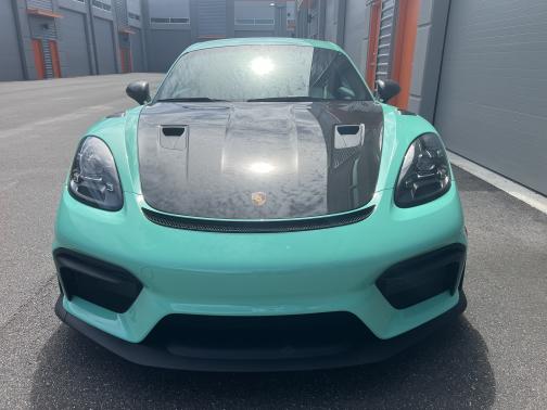 2024 Porsche 718 Cayman GT4 RS