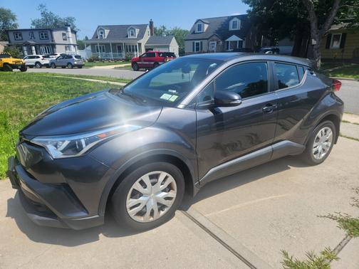 Gray 2019 Toyota C-HR LE