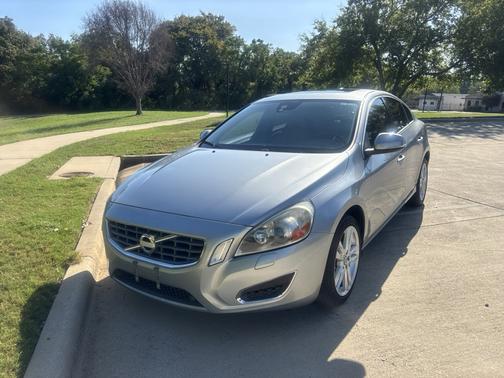 Silver 2013 Volvo S60 T5 Premier