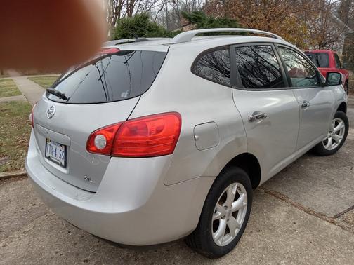 2010 Nissan Rogue SL