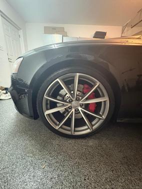 Black 2015 Audi RS 5 4.2