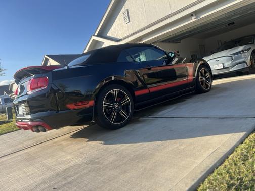 2014 Ford Mustang GT Premium
