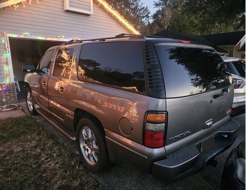 2005 GMC Yukon XL Denali