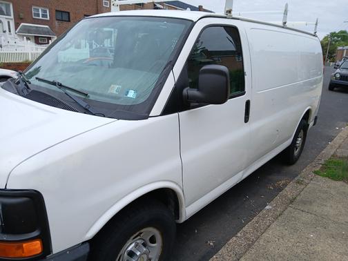 White 2012 Chevrolet Express 3500 Work Van