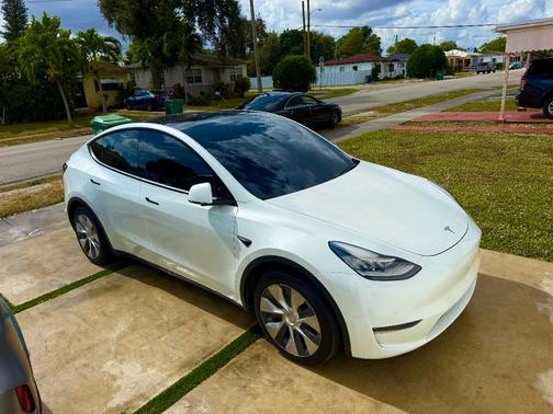 2020 Tesla Model Y Long Range