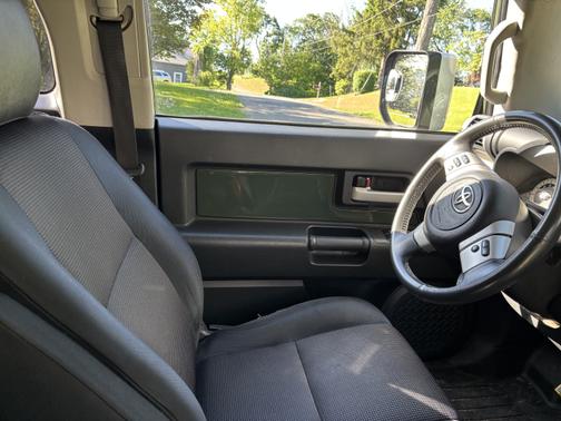 2011 Toyota FJ Cruiser Base