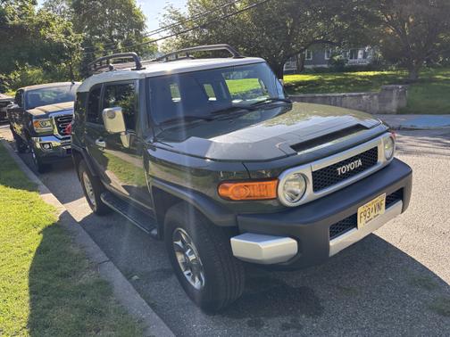 2011 Toyota FJ Cruiser Base