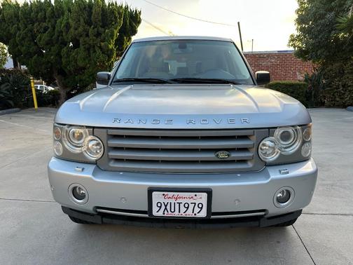 Silver 2009 Land Rover Range Rover HSE