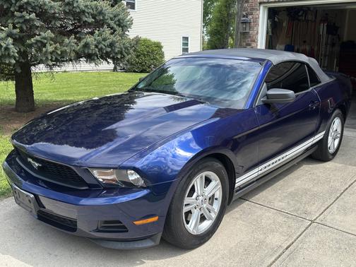 Blue 2011 Ford Mustang V6