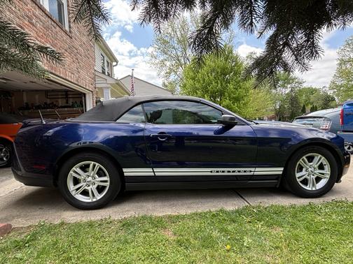 Blue 2011 Ford Mustang V6
