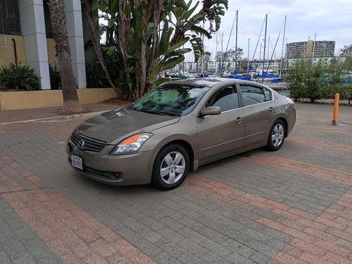 Brown 2007 Nissan Altima 2.5 S