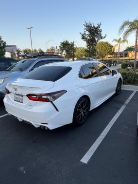 White 2022 Toyota Camry SE