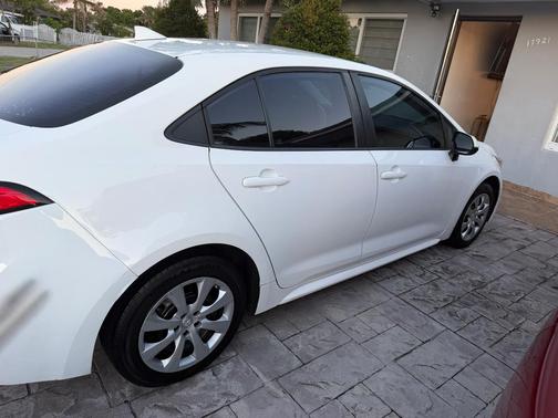 White 2020 Toyota Corolla LE