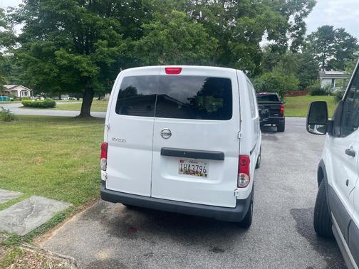 White 2018 Nissan NV200 S