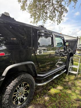 Black 2007 Hummer H2 Base