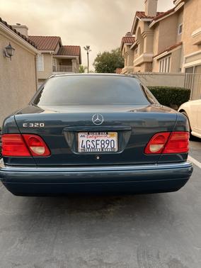 1999 Mercedes-Benz E-Class E320