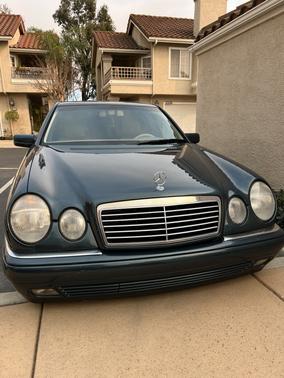 1999 Mercedes-Benz E-Class E320