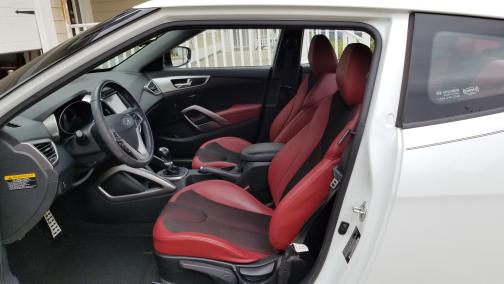 2012 Hyundai Veloster Base