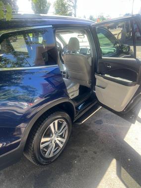 Blue 2018 Honda Pilot EX-L