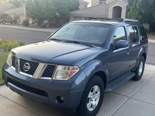 2006 Nissan Pathfinder SE