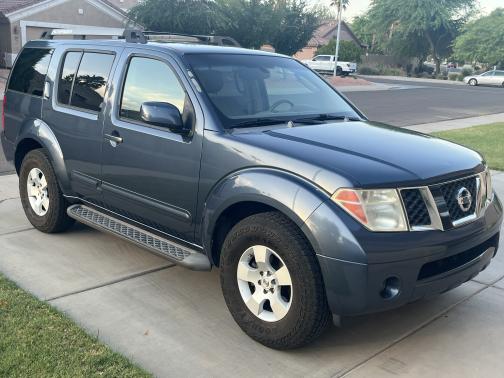 2006 Nissan Pathfinder SE