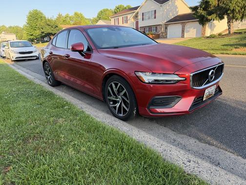 Red 2019 Volvo S60 T5 Momentum