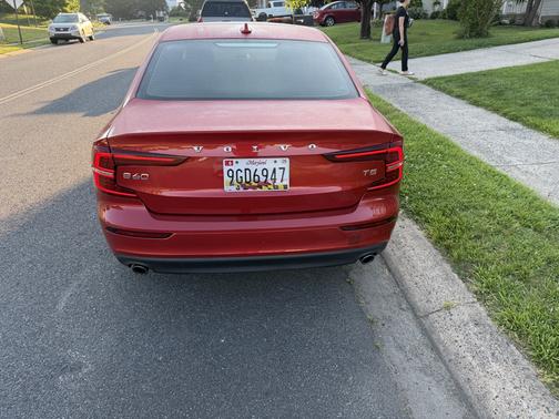 Red 2019 Volvo S60 T5 Momentum