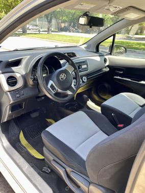 2014 Toyota Yaris LE