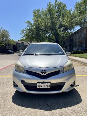 2014 Toyota Yaris LE