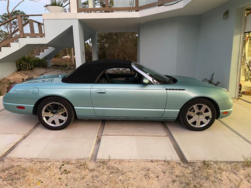 2002 Ford Thunderbird Premium