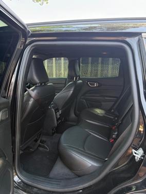 Black 2022 Jeep Compass High Altitude