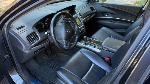 2017 Acura RLX Technology Package