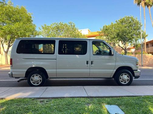 White 2014 Ford E150 XLT