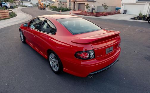 2006 Pontiac GTO Base