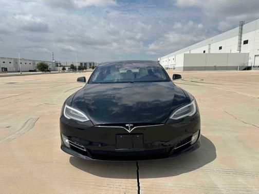 Black 2019 Tesla Model S 75D
