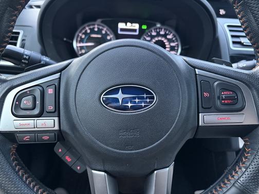 Gray 2016 Subaru Crosstrek 2.0i Limited