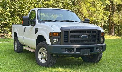 White 2009 Ford F-250 XL
