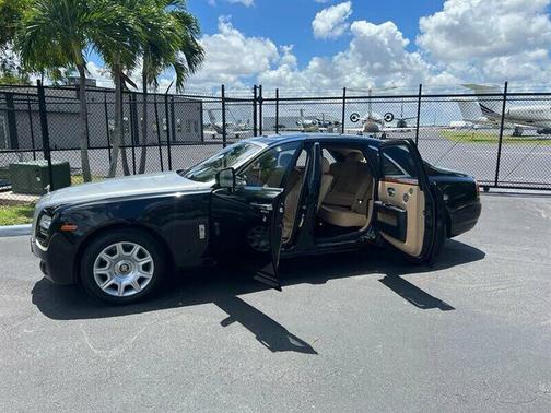 2012 Rolls-Royce Ghost Base